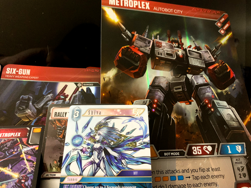 Illustration for article titled The Transformers Trading Card Game's Metroplex Is As Big As My Face